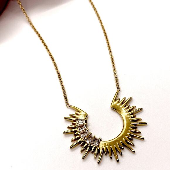 NEW Gold Sunburst & Rhinestone Layering Necklace - Picture 6 of 12